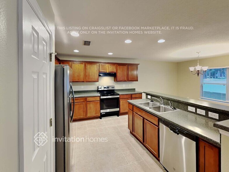 Building Photo - 1316 Tilapia Trail