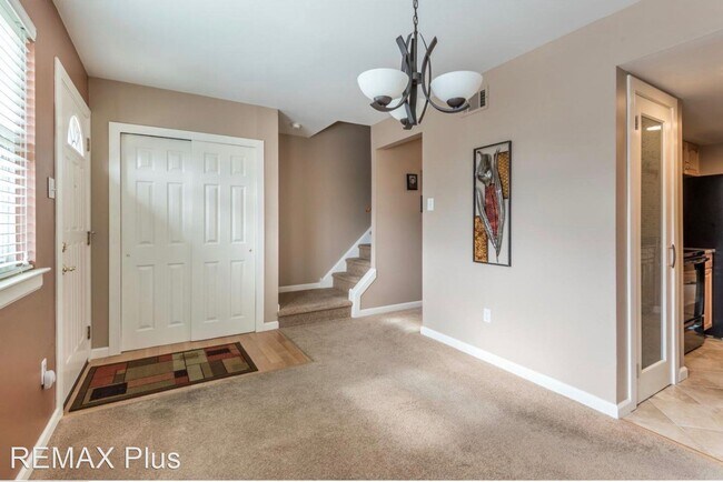 Building Photo - 3 br, 1.5 bath House - 249 Holly Dr.