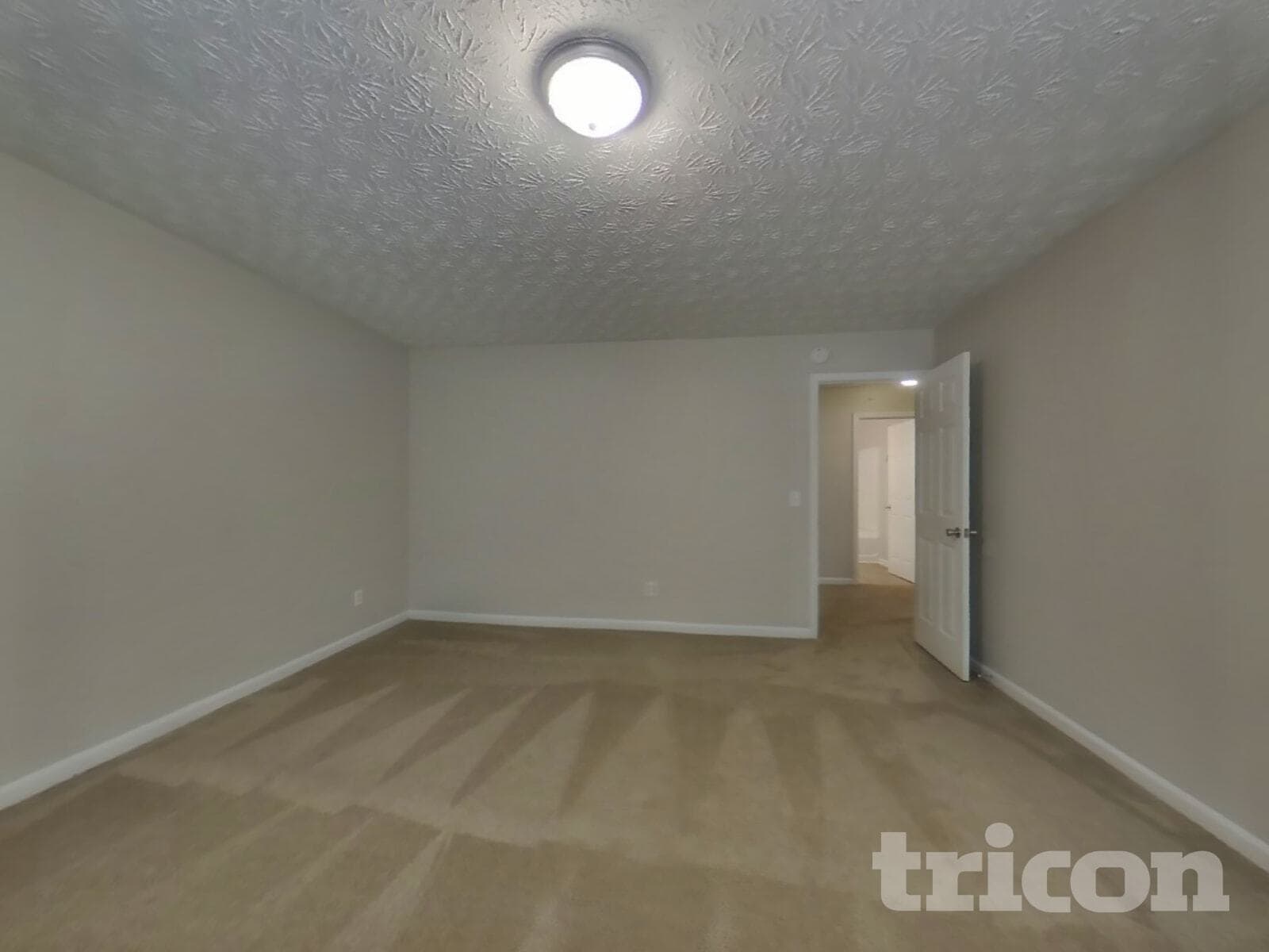 Building Photo - 4003 Riverside Pkwy