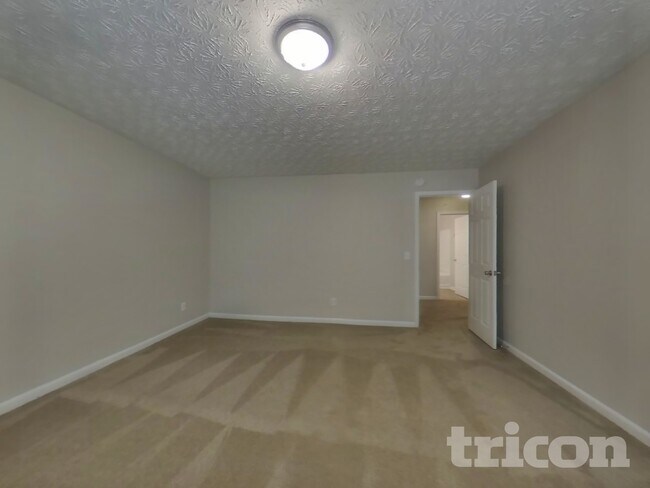 Building Photo - 4003 Riverside Pkwy