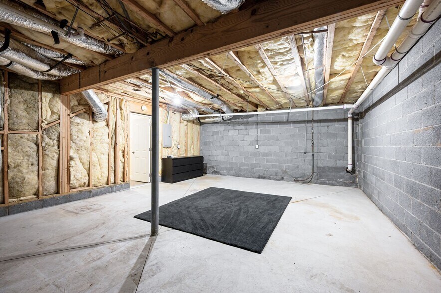 Building Photo - 172B Woodmont Blvd