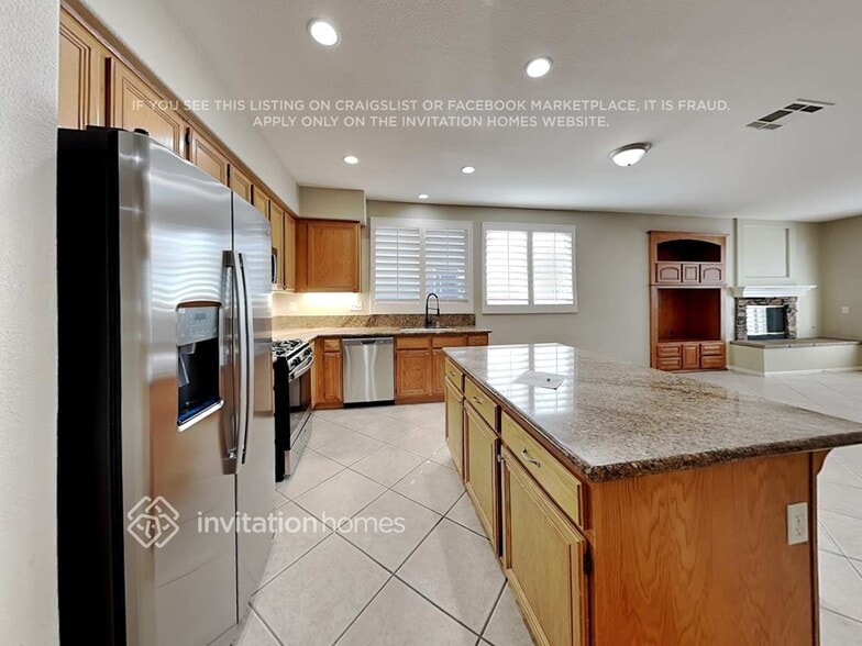 Building Photo - 43561 Tirano Dr