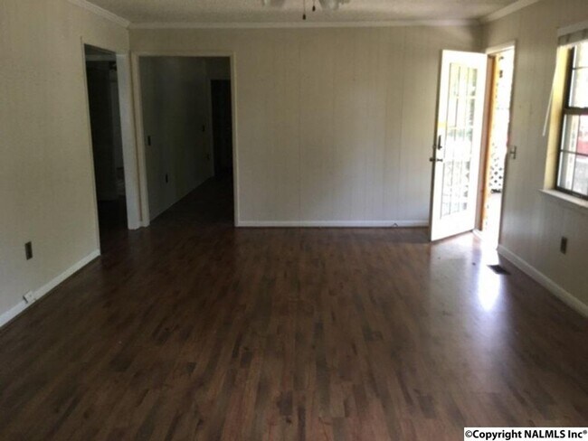 Building Photo - HOME FOR RENT IN ARAB!