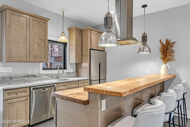 Building Photo - 10 McCready's Alley