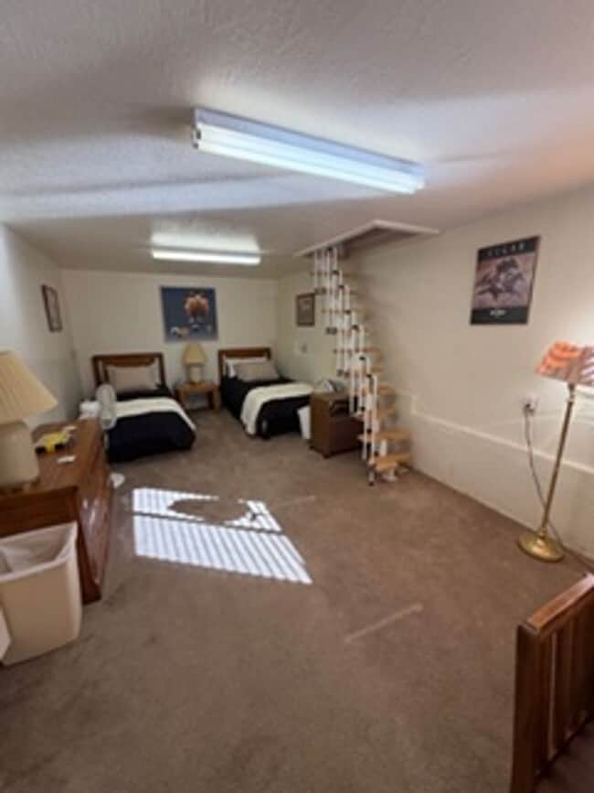 Building Photo - Tahoe Palisades Beauty