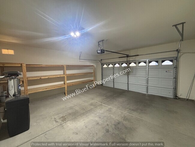 Building Photo - 12661 N Greenberry Dr