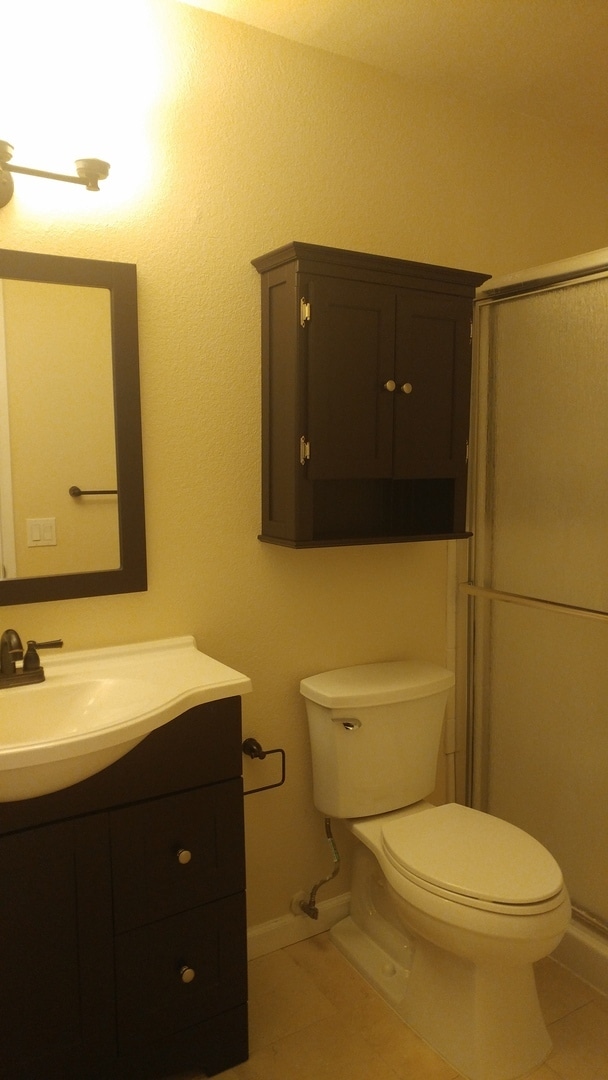 Building Photo - Gorgeous La Costa Condo!!