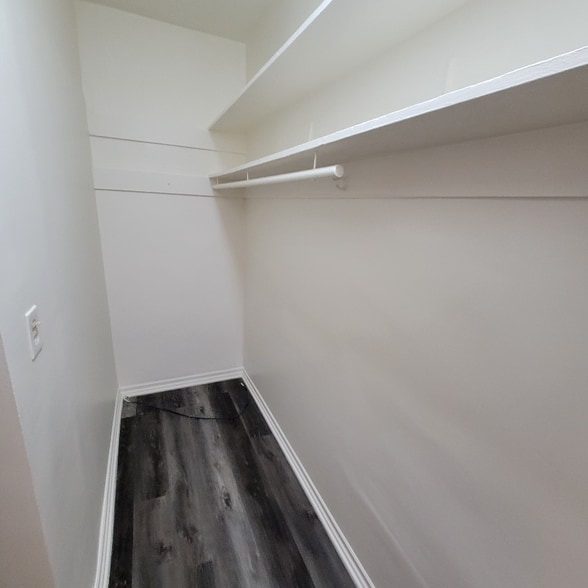 Building Photo - 1525 Cassil Pl