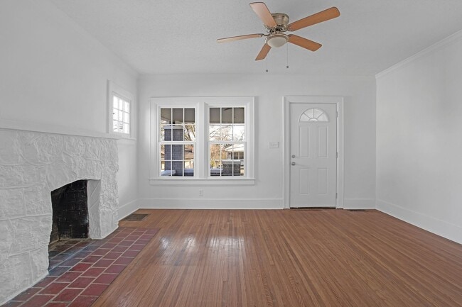 Building Photo - 3/ 2  Home for Rent!