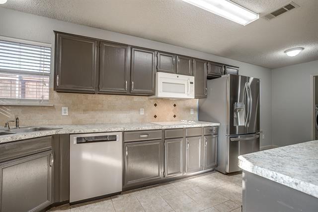 Building Photo - 10601 Cobblestone Dr