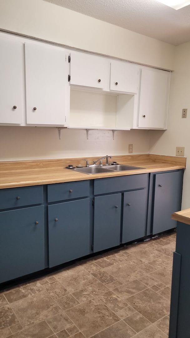 Building Photo - Charming 2 bed, 1.5 bath