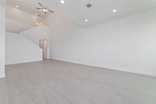 Building Photo - 6559 Scarlet Pond Ln