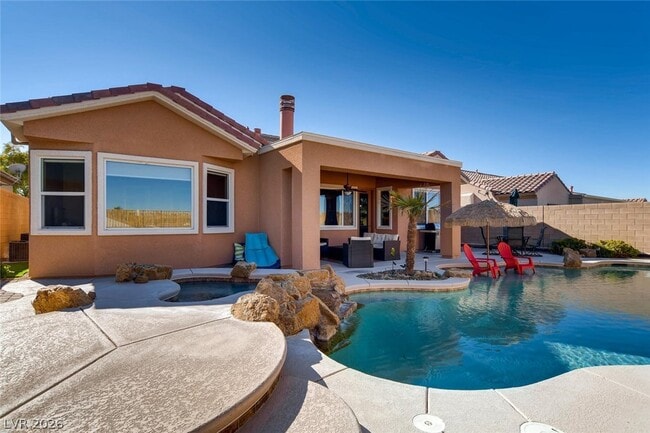 Building Photo - 2558 Kinghorn Pl