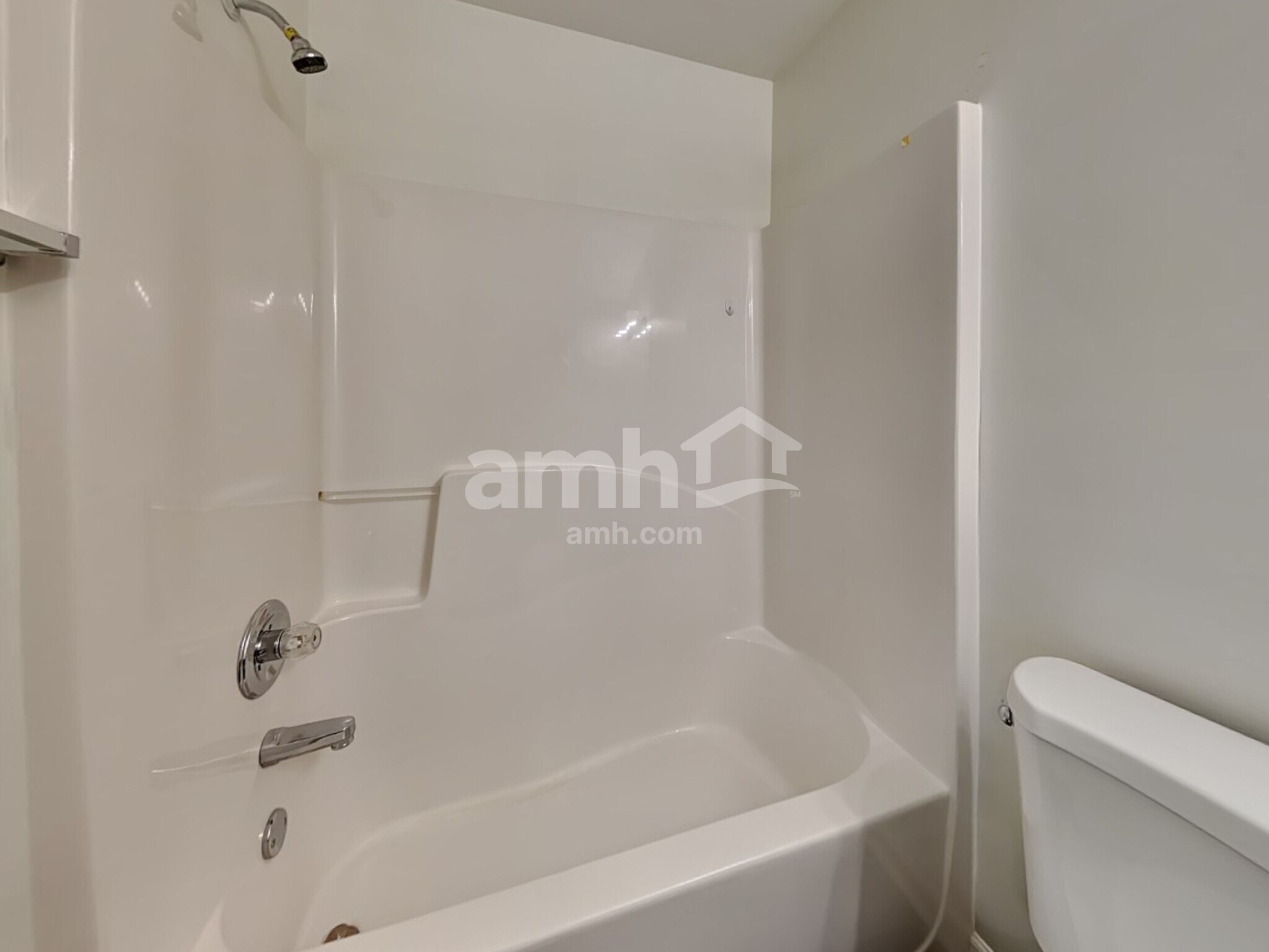 Building Photo - 308 Downing Creek Trl