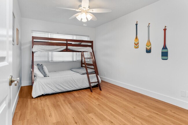 Building Photo - 2488 Harbour Cove Dr