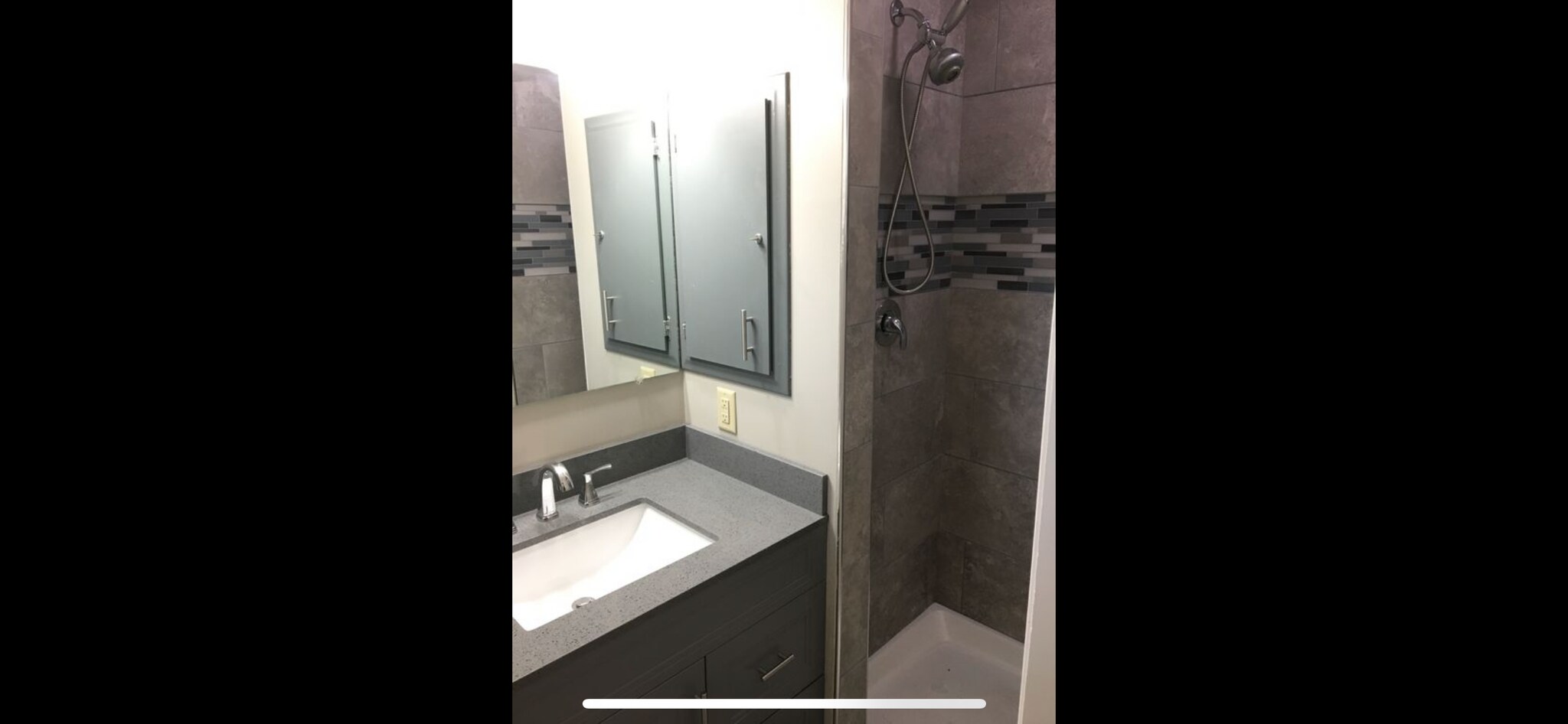 Building Photo - 4905 Cresthaven Dr