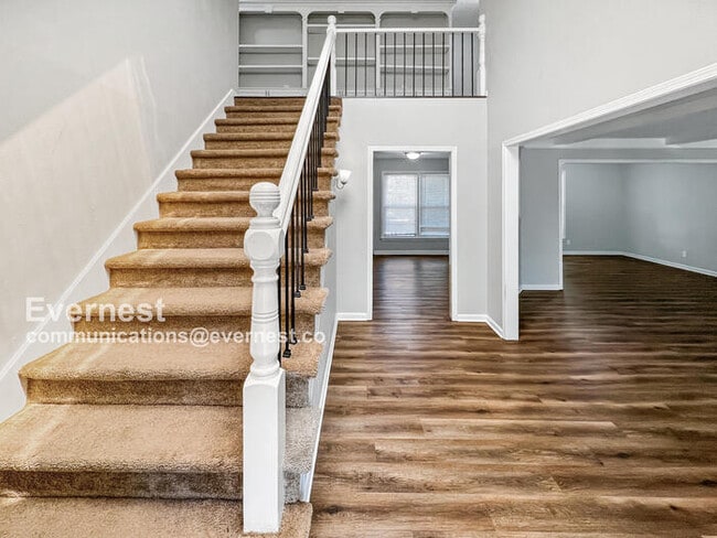 Building Photo - 16604 W 145th Terrace