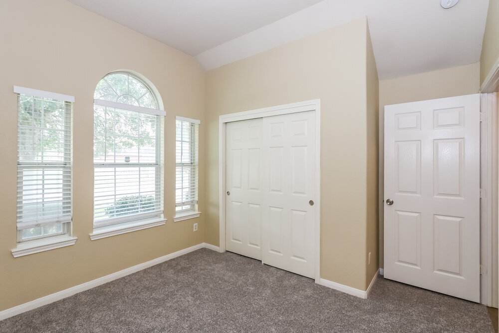 Building Photo - 5203 Lost Cove Ln