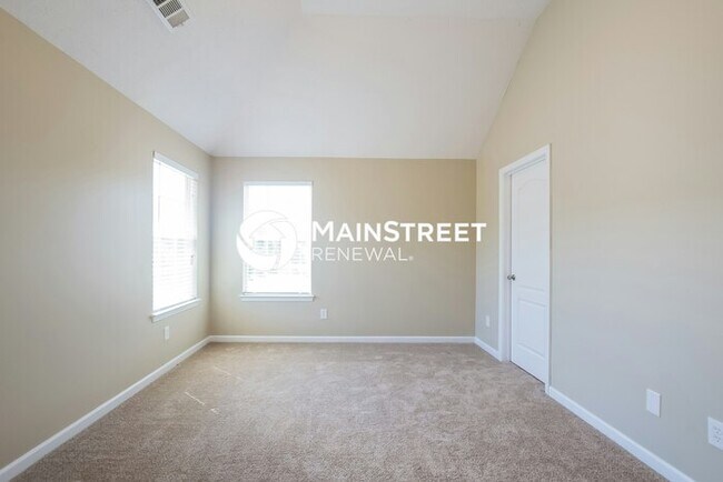 Building Photo - 4 Bedroom Pet-Friendly Home in Hampton, GA...