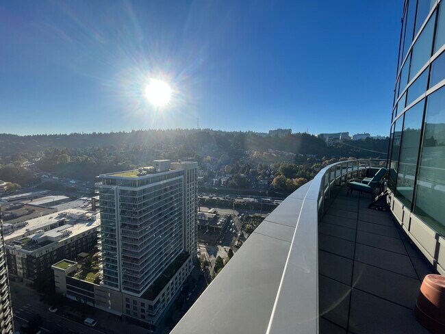 wrap around balcony 2 - 3601 S River Pky