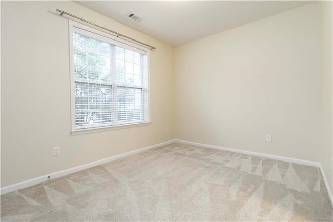 Building Photo - 2243 Millhaven St SE