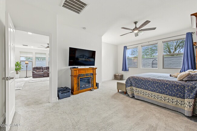 Building Photo - 20398 W Elm Dr