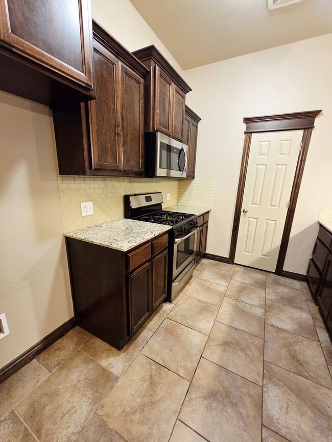Building Photo - TAKE A LOOK AT YOUR NEW HOME!