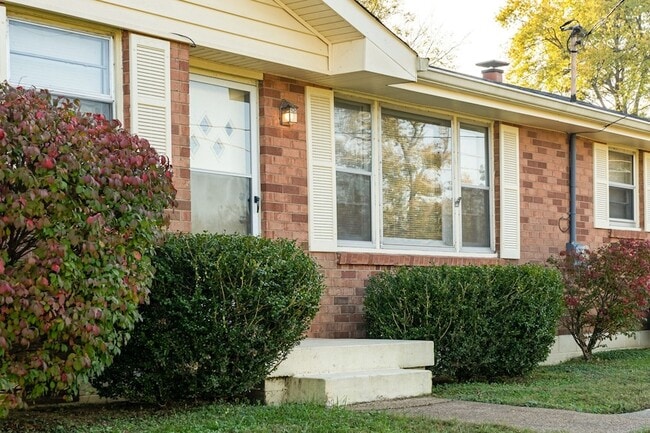 Building Photo - 106 Bluewater Dr