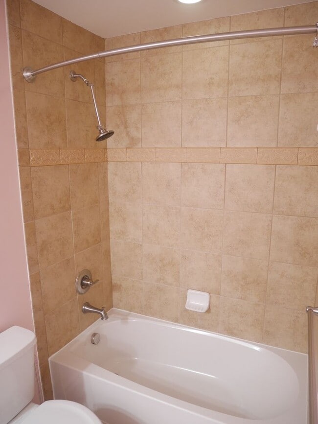 Building Photo - Elegant 4-Bedroom Single-Family Home with ...