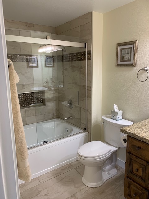 Master Bedroom Bath - 7009 E Acoma Dr