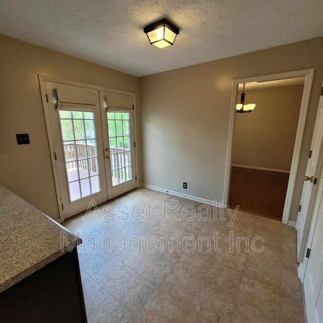 Building Photo - 8813 Quails Bend Ln