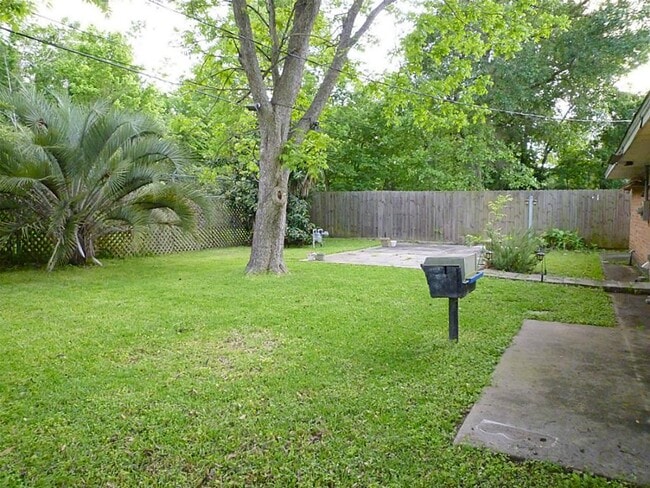 Building Photo - 4423 Warm Springs Rd