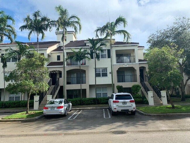 Building Photo - 5880 W Sample Rd