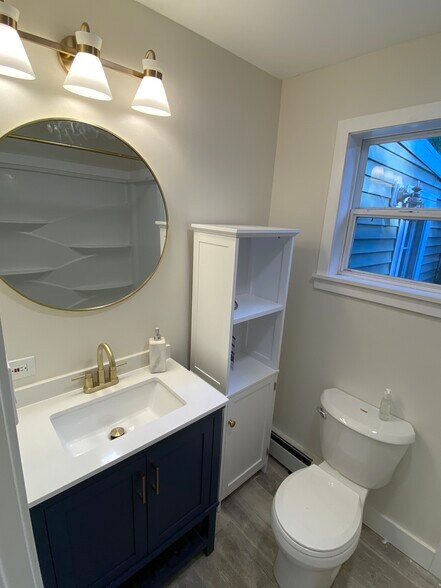 Building Photo - 34 Ormond Ave