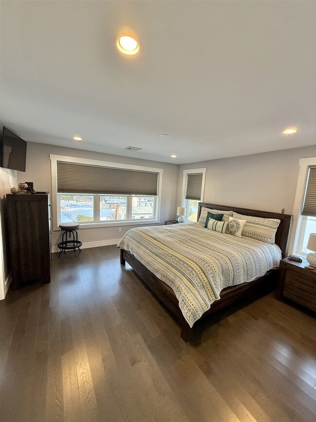 Building Photo - 6 Jeremy Dr