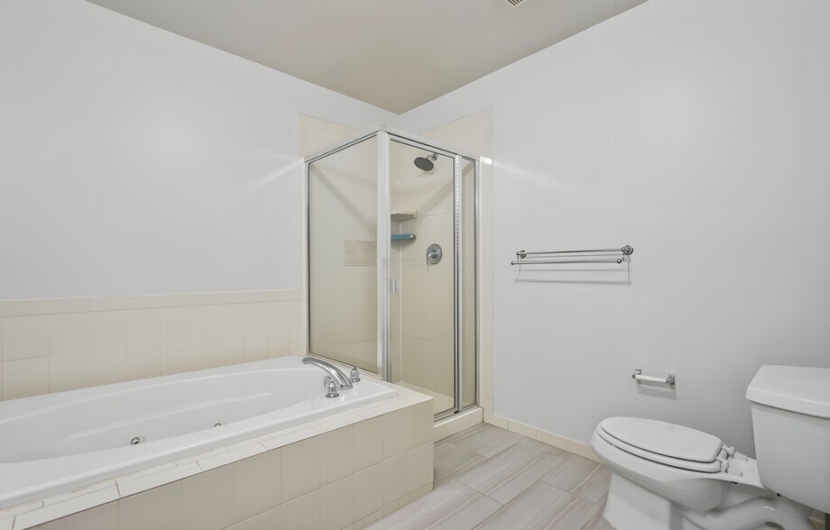 Primary Bathroom - 107 Brittany Ct