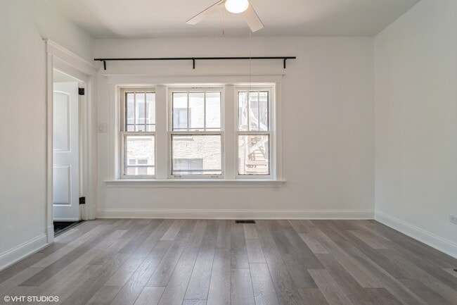 Building Photo - 5135 S Dorchester Ave