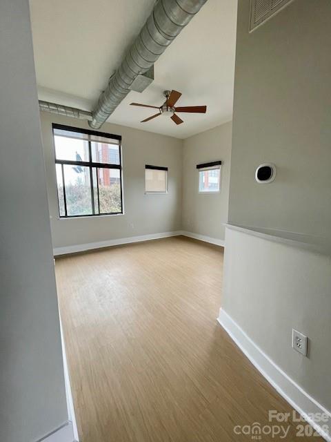 Building Photo - 514 W 10th St