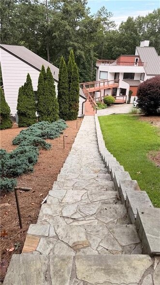 Building Photo - 1685 Chevron Way