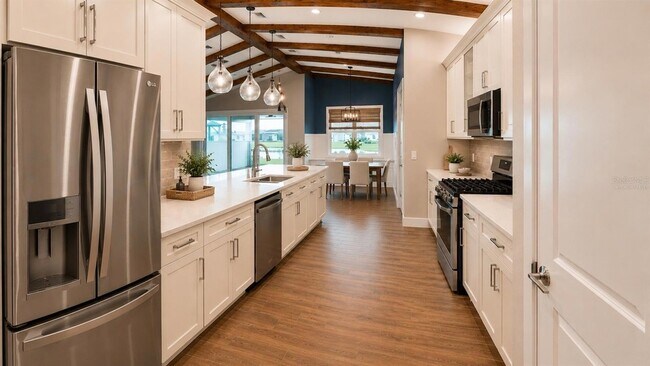 Building Photo - 8075 Slipway Dr