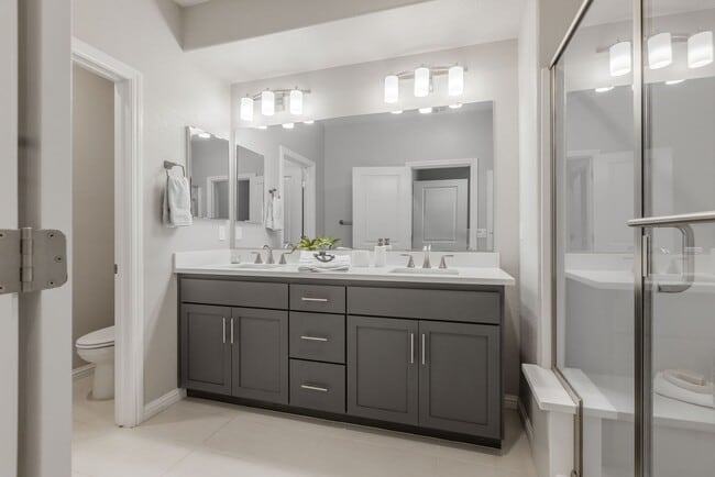 Building Photo - Modern Fremont Townhouse: 3 Beds, 3 Baths ...