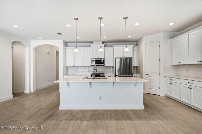 Building Photo - 8614 Catalissa Ave