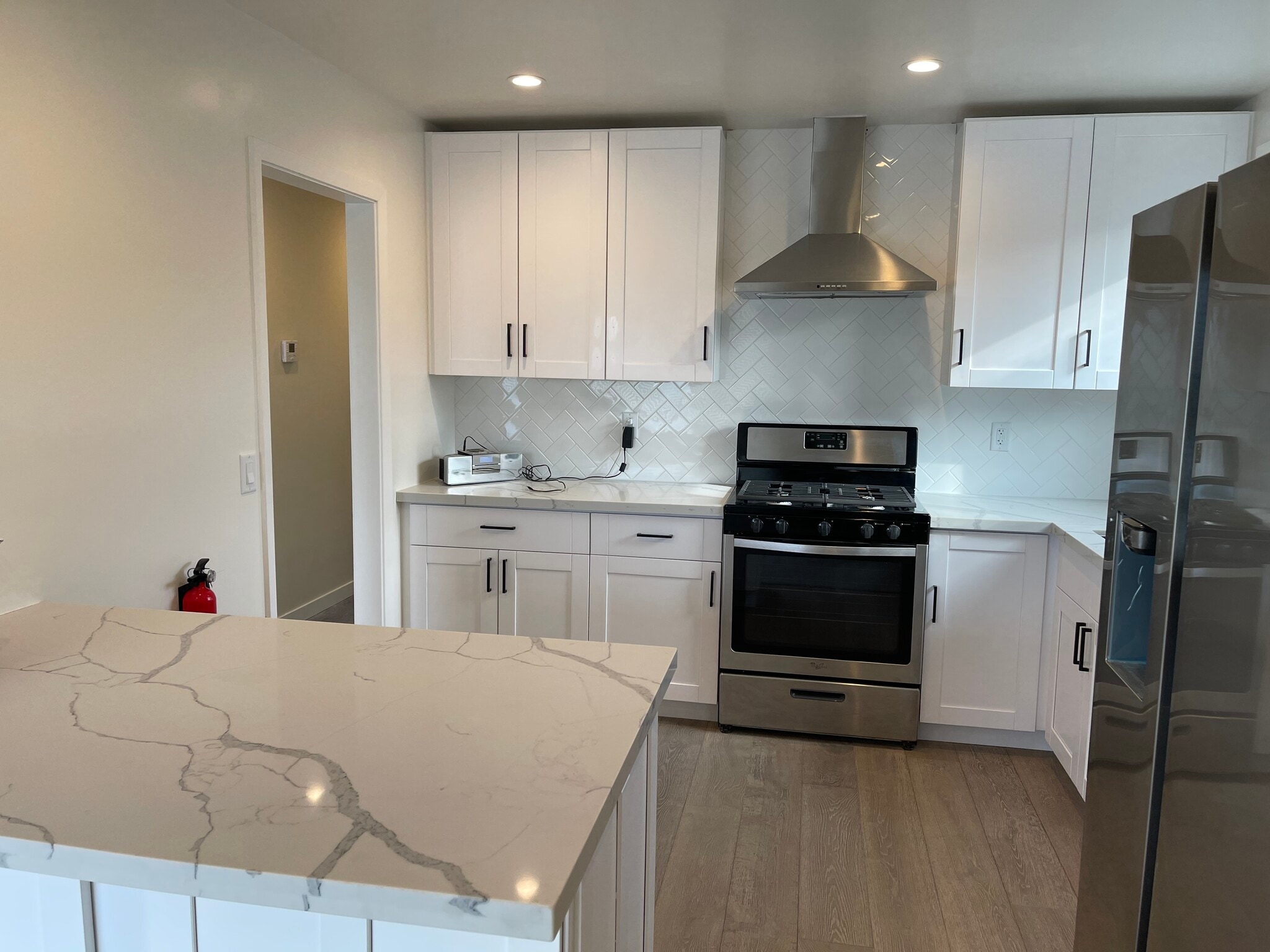 Building Photo - 85 Longview Dr