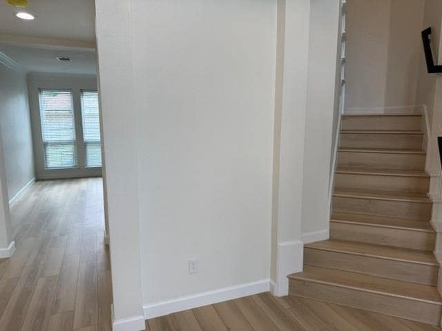 Building Photo - 618 W Muirfield Rd