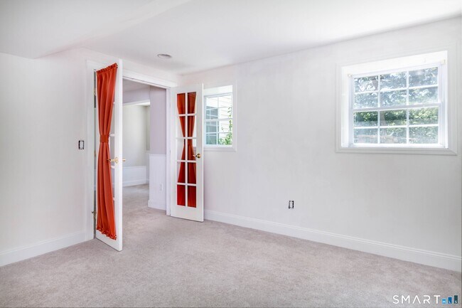 Building Photo - 30 Hickory Hill