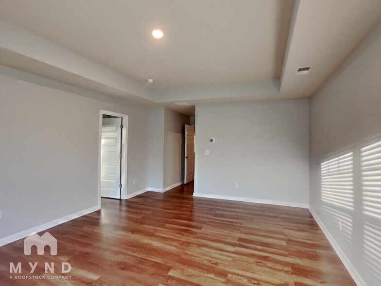 Building Photo - 1610 Labonte Pkwy