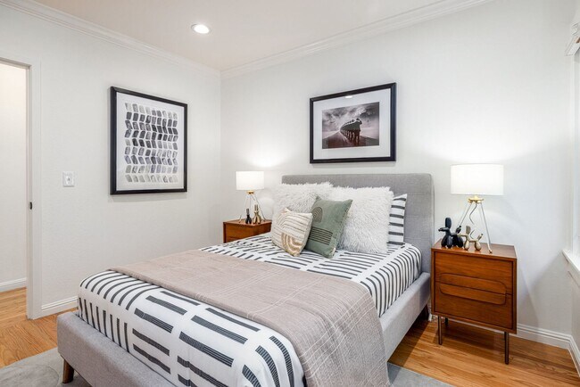 Building Photo - Wonderful Rockridge Home for Lease