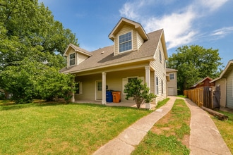 Building Photo - 408 Nelray Blvd