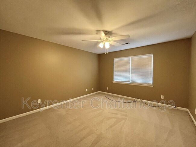 Building Photo - 6528 Harbor View Dr