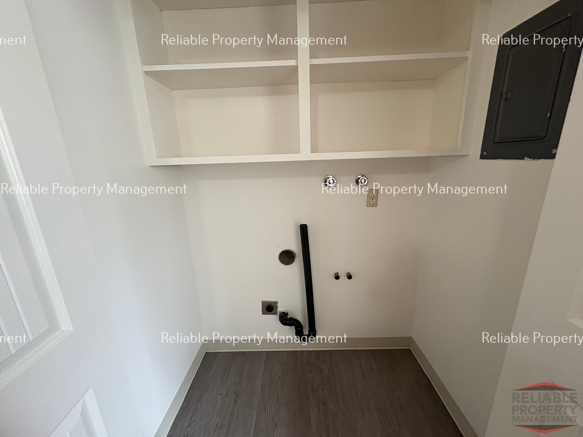 Building Photo - 1420 Benton St